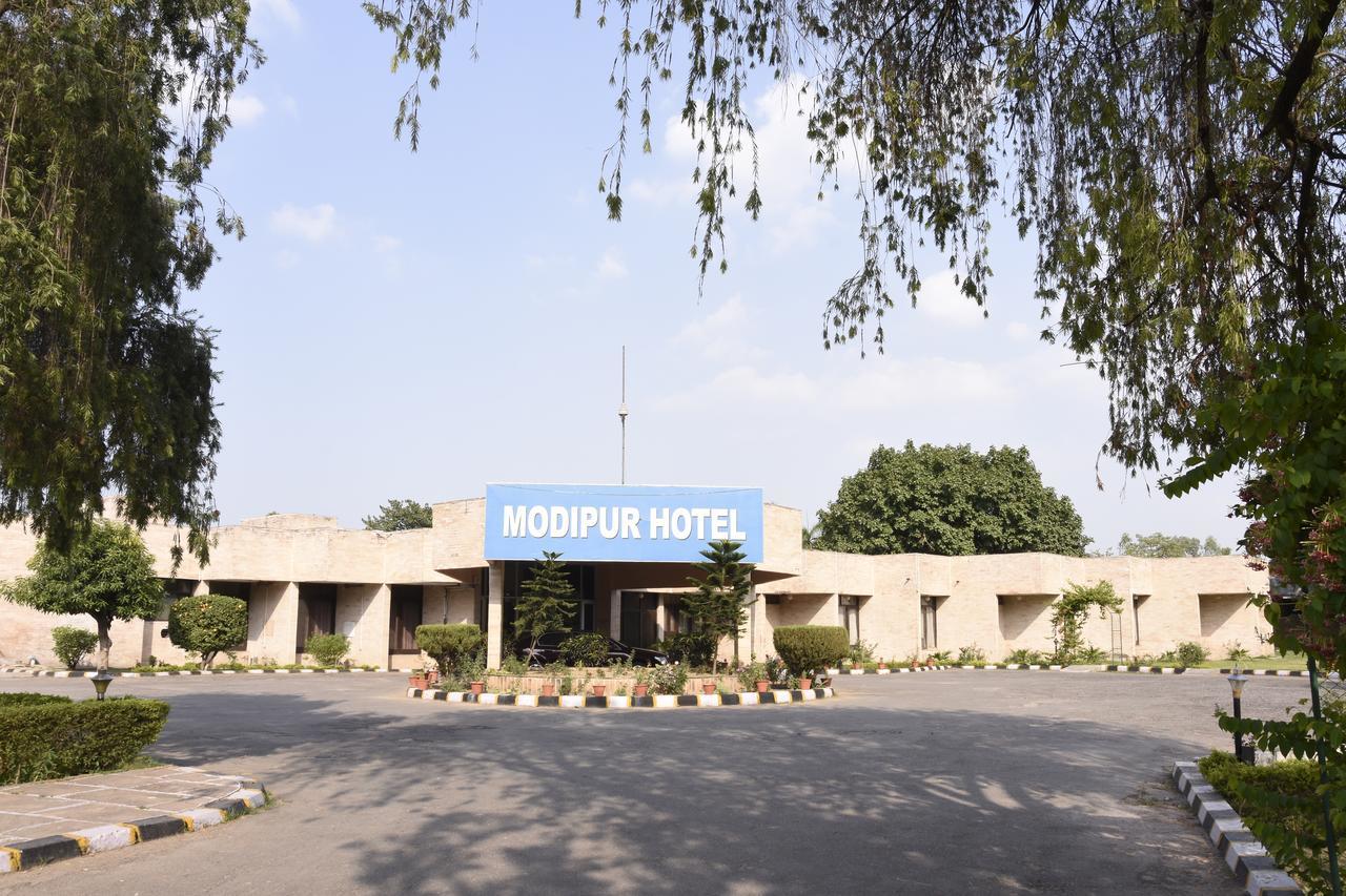 Modipur Hotel Rampur  Luaran gambar