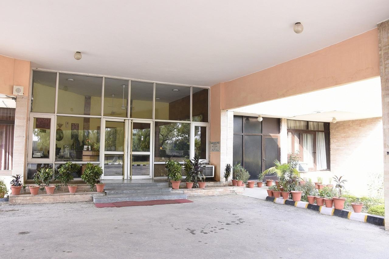 Modipur Hotel Rampur  Luaran gambar